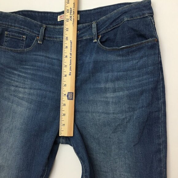 Levi's Signature Women's Jeans Straight Leg Mid Rise size 16L length 34" - Picture 6 of 9